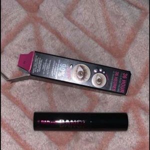 Benefit mini bang mascara